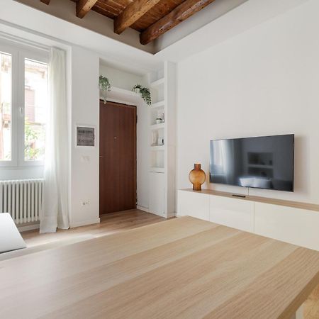 Bright Apartment -Pasteur M1 Milano Esterno foto